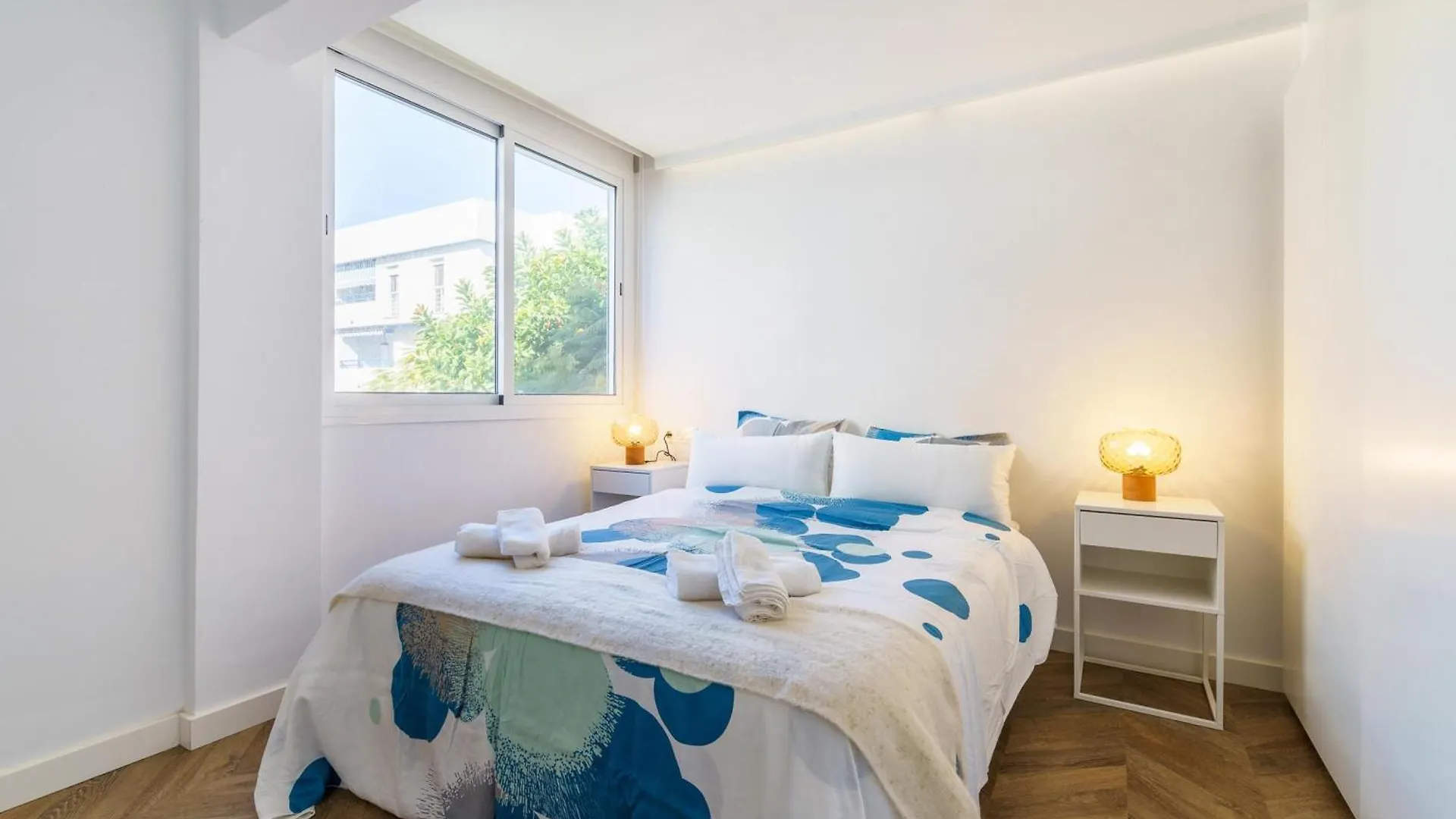 Апартаменты Marbella Playa With Pool &100M From Sea - Happy Rentals